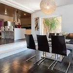 Modernes Mit Gartennutzung- Einer Gross By Interhome * Τρογκίρ