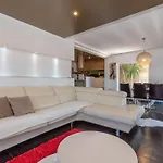 Modernes Mit Gartennutzung- Einer Gross By Interhome Διαμέρισμα Τρογκίρ