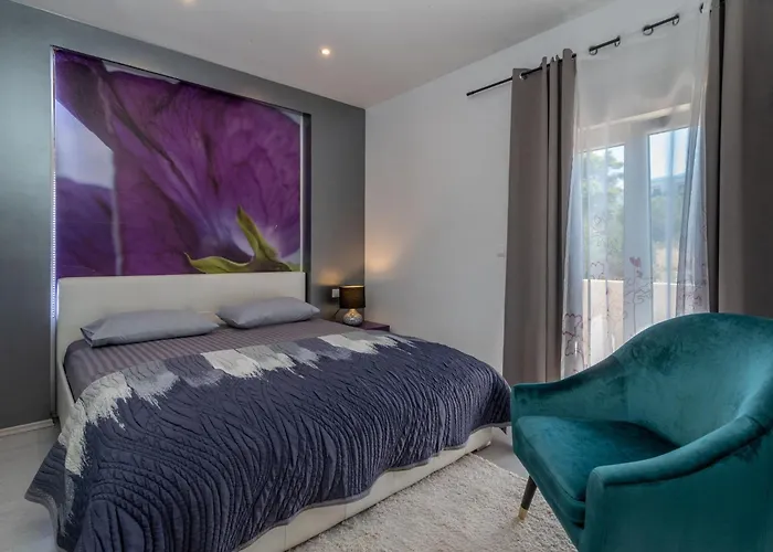 Modernes Mit Gartennutzung- Einer Gross By Interhome Апартаменты *